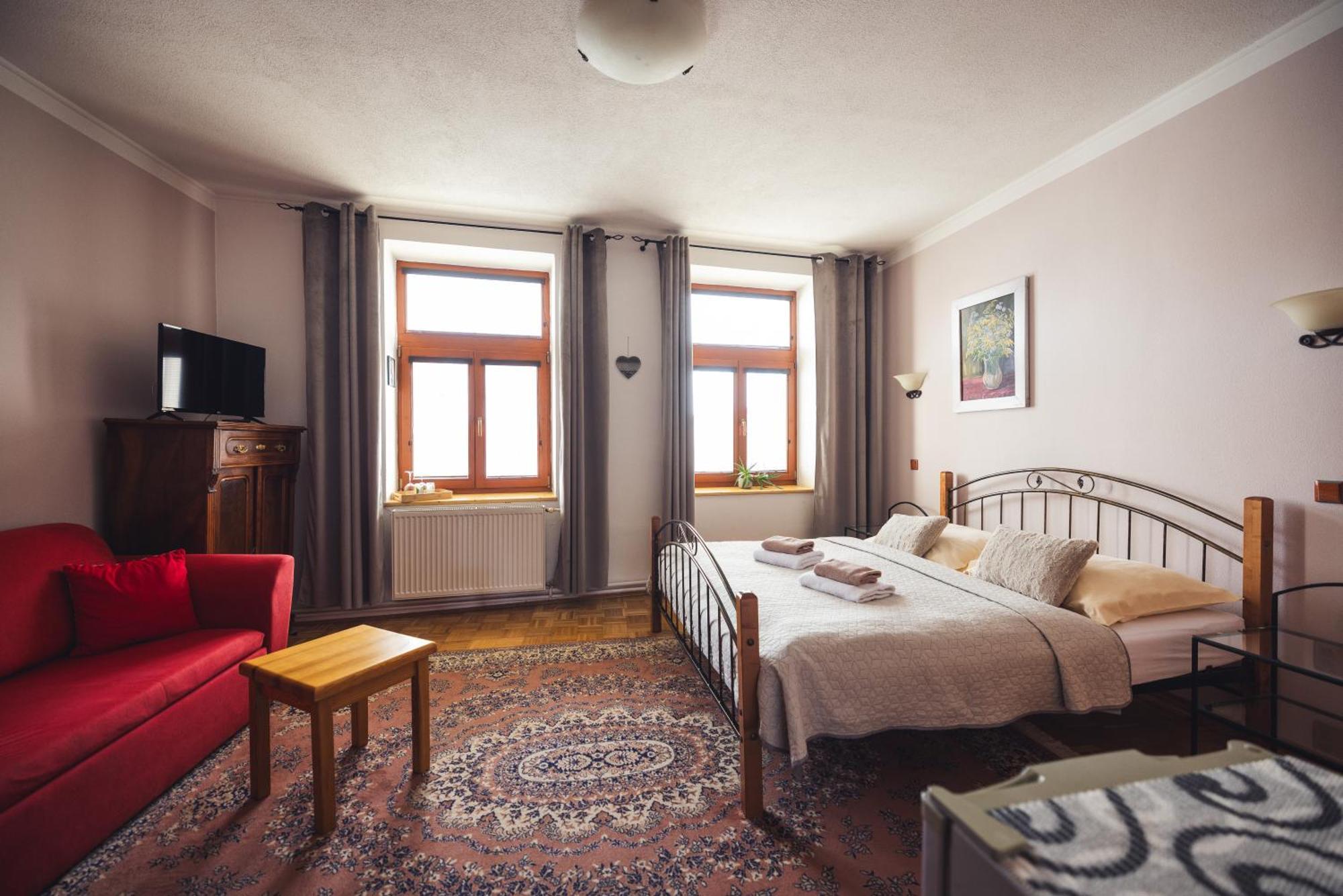 Penzion U Papousku Jindrichuv Hradec Exterior foto
